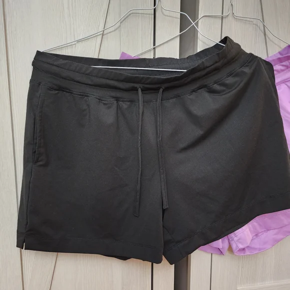 32 Degrees Size Medium Women's Shorts - Picture 4 of 6